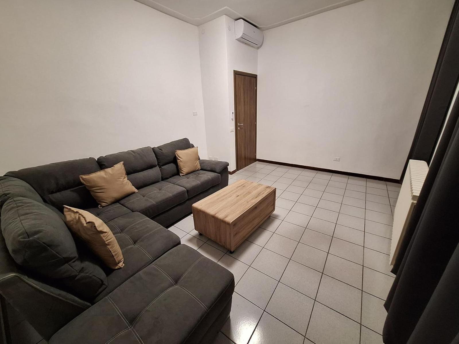 Fiore Apartments Fiorenzuola dʼArda Exterior foto
